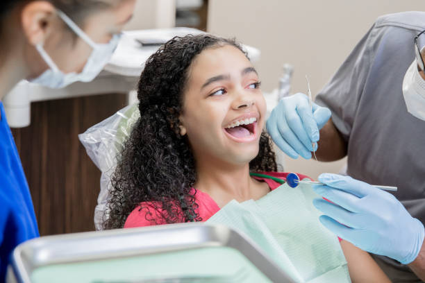 Best Emergency Dental Extractions in Gorevle, IL
